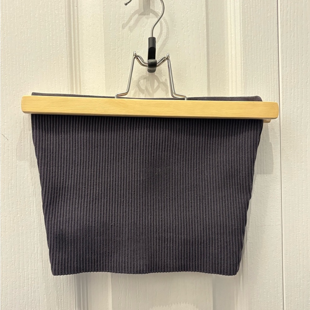 Aritzia Grey Sculpt Strapless Top